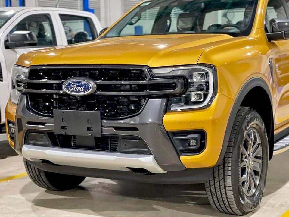 ford-ranger-wildtrak-2-0l-at-4x4