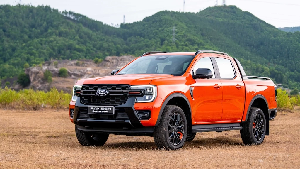ford-ranger-wildtrak-3-0l-at-4x4