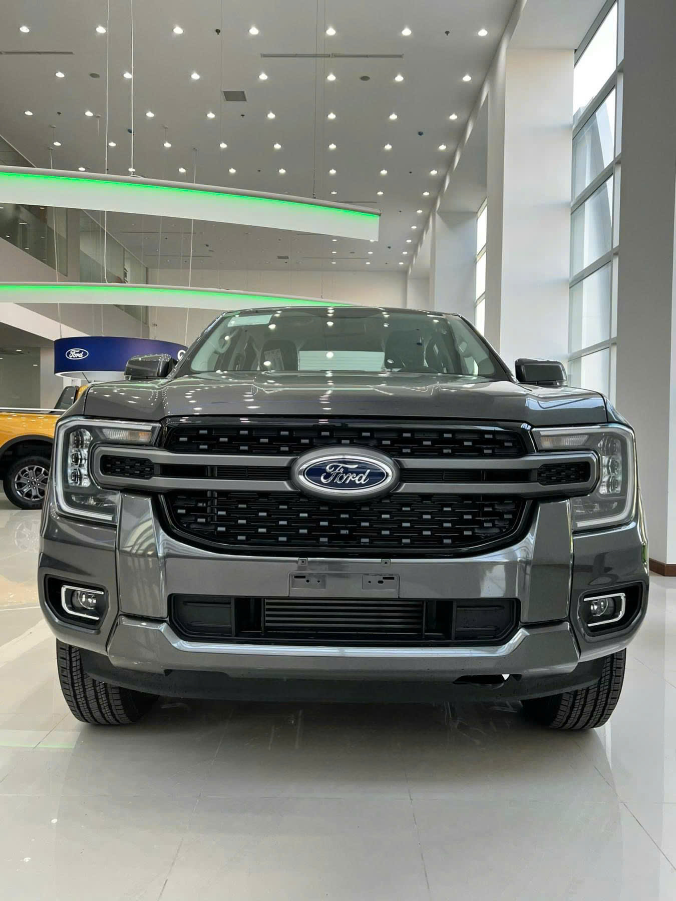 ford-ranger-xls-2-0l-at-4x2