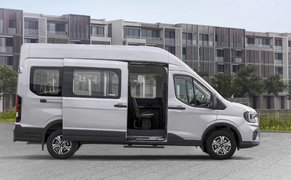 ford-transit-trend-16-cho