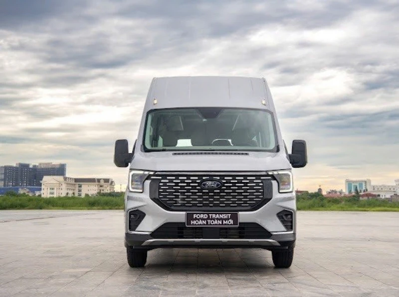 ford-transit-trend-16-cho