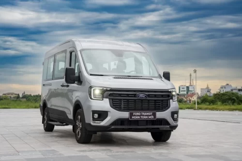 Ford Transit Premium+ 18 Chỗ