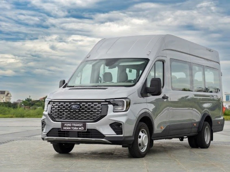 ford-transit-trend-16-cho