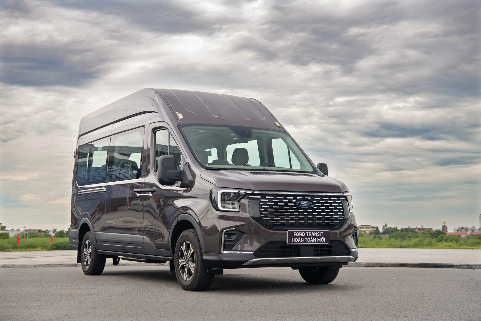 ford-transit-trend-16-cho