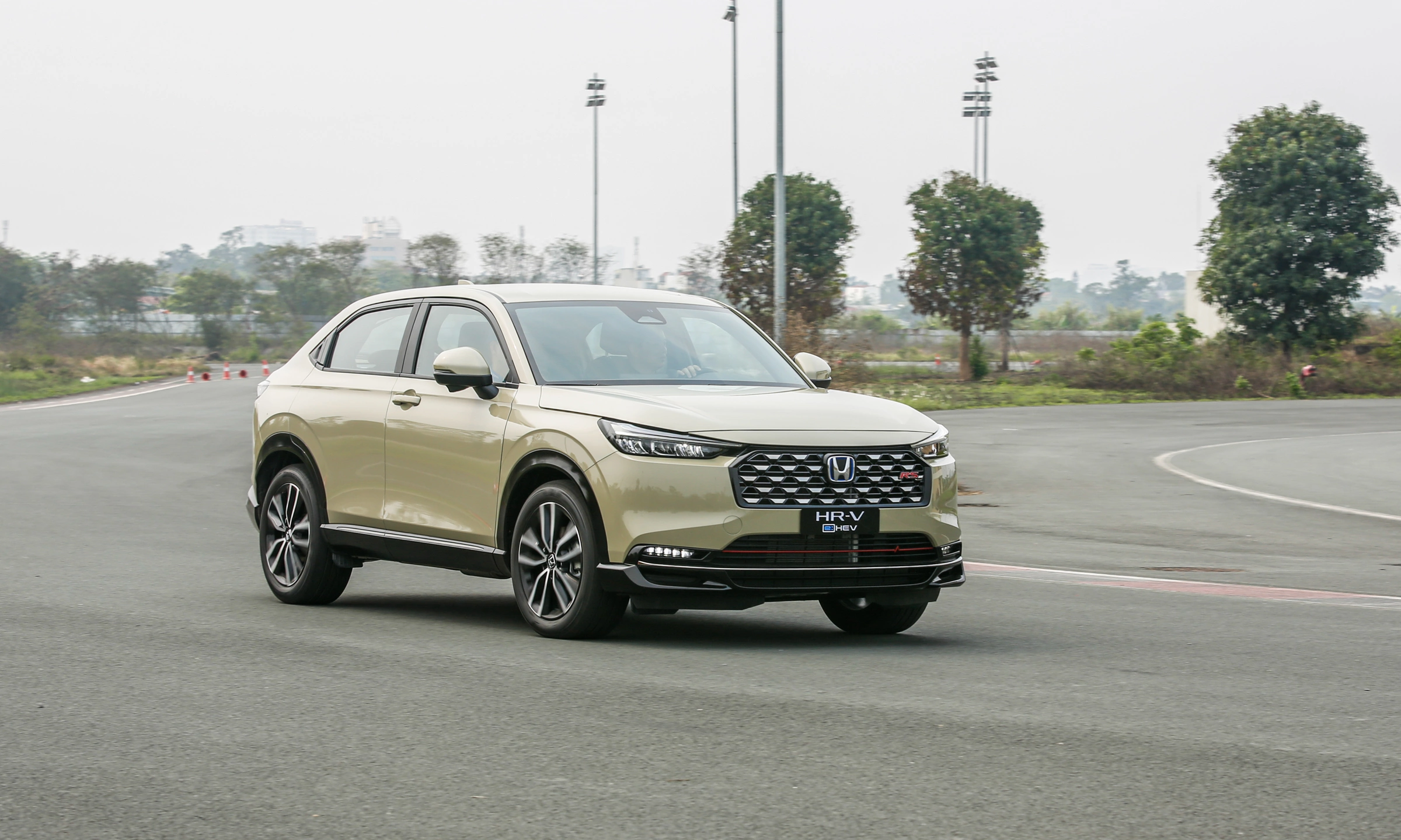honda-hr-v-ehev-rs