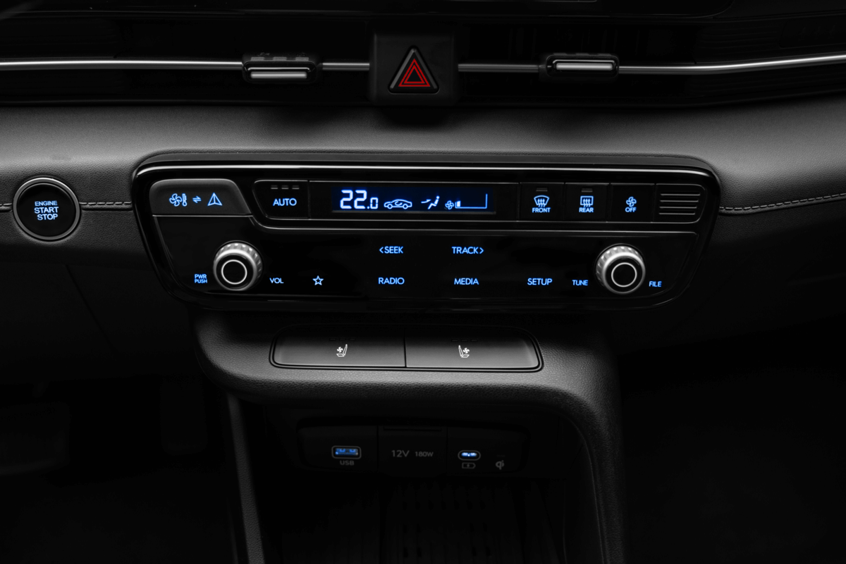 hyundai-accent-1-5-mt