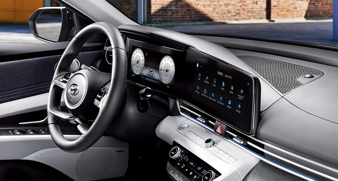 hyundai-elantra-1-6-at-dac-biet