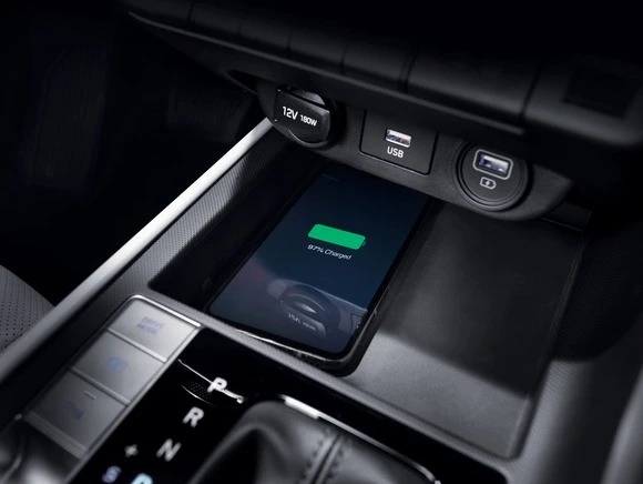 hyundai-elantra-1-6-at-dac-biet