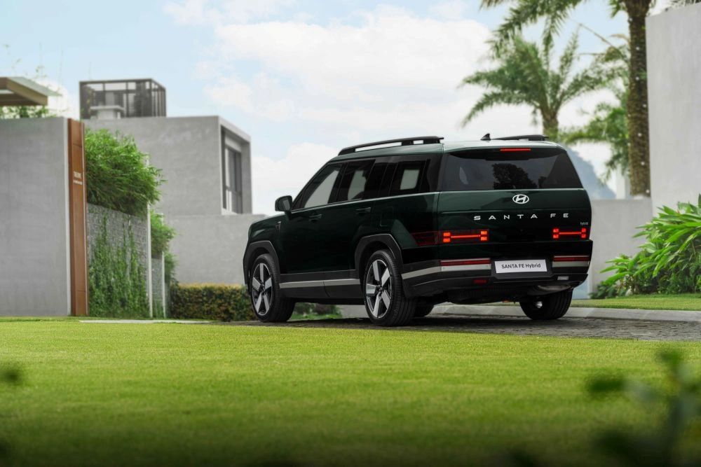 hyundai-santa-fe-hybrid