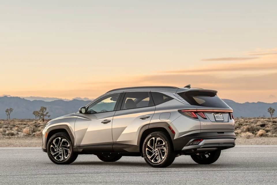 hyundai-tucson-2-0-dau-dac-biet