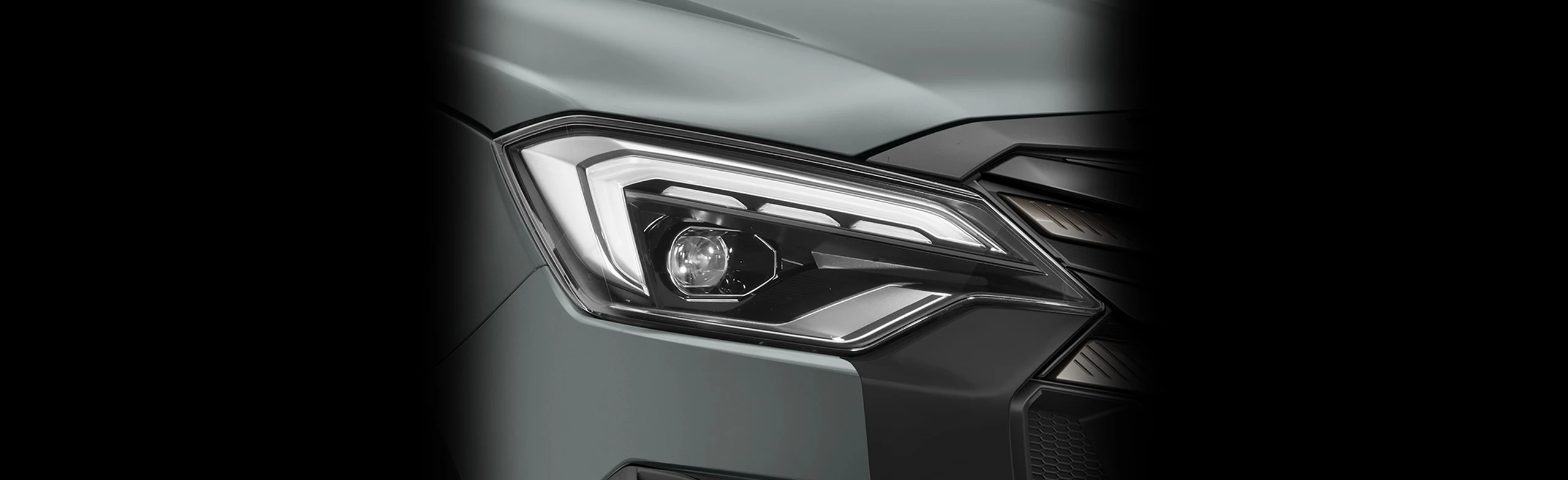 isuzu-d-max-typer-z-1-9l-4x4-at