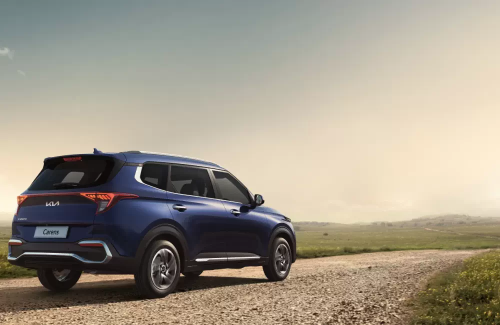 kia-carens-1-5g-luxury