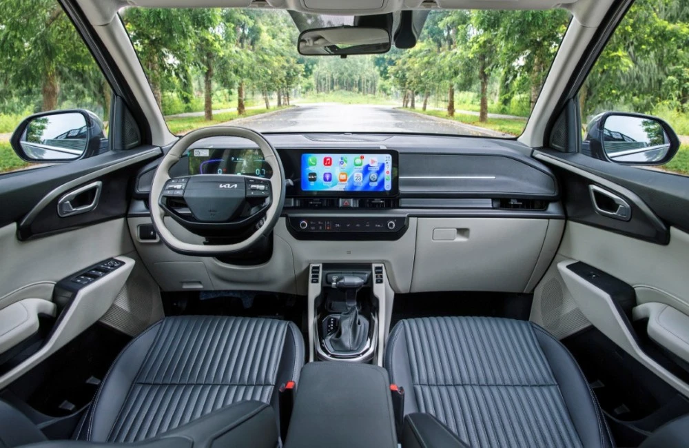 kia-carens-clavis-1-5g-deluxe