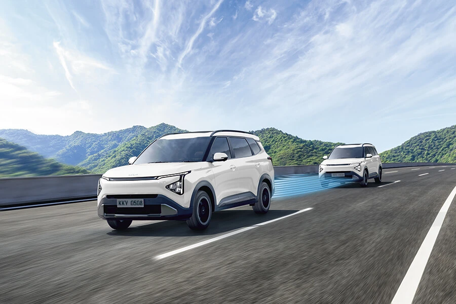 kia-carens-clavis-1-5g-deluxe