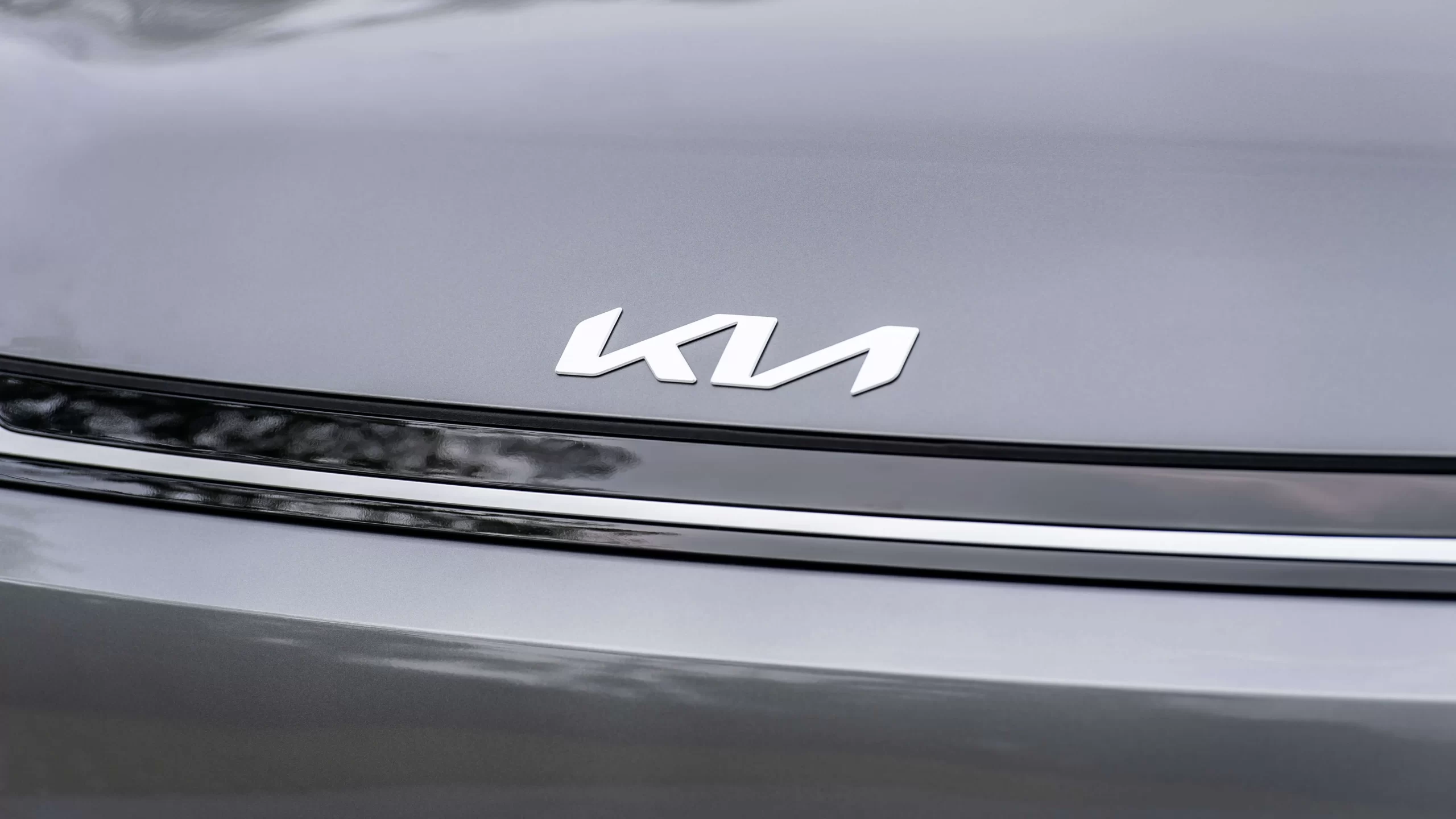 kia-carens-clavis-1-5g-deluxe