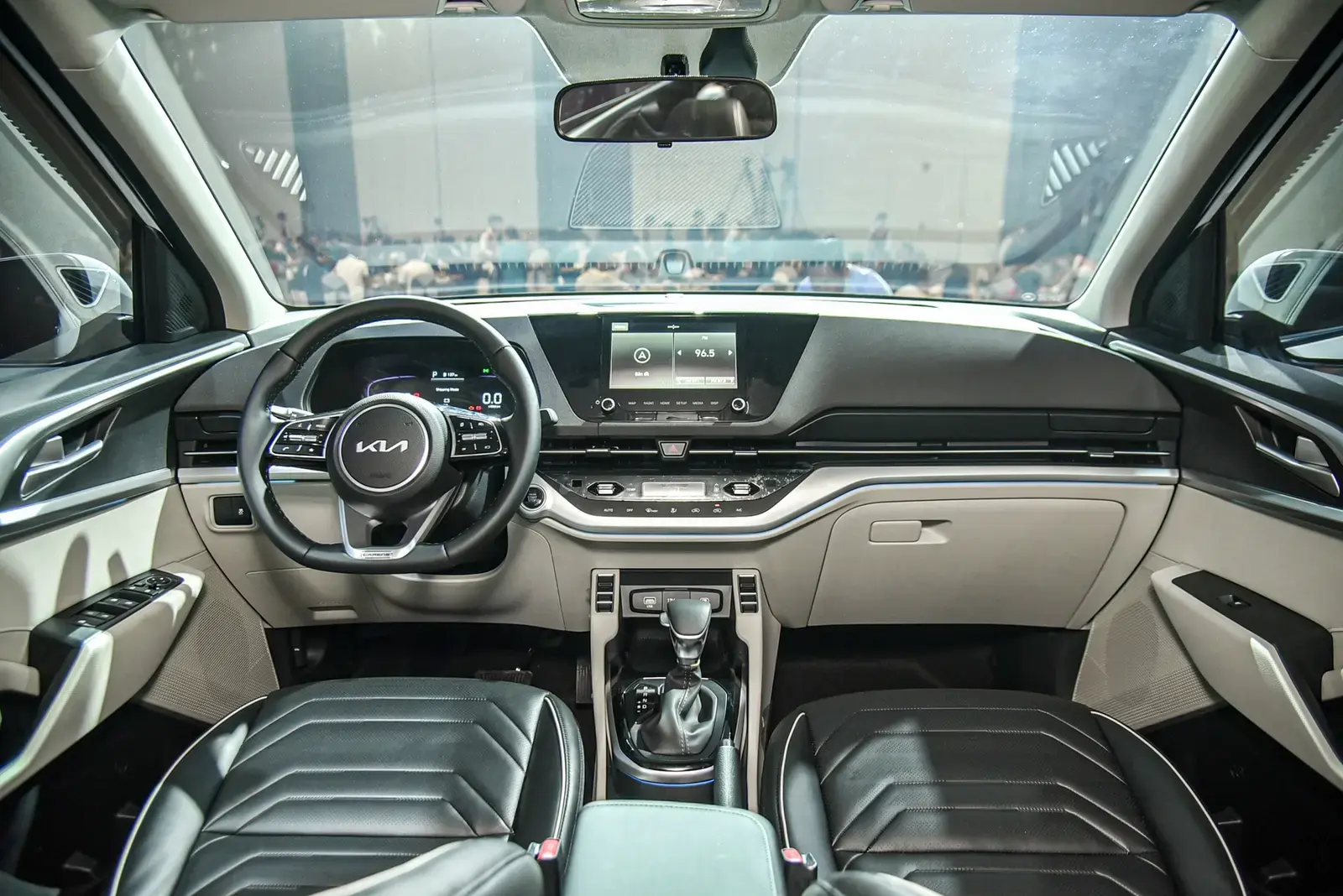 kia-carens-1-5g-ivt