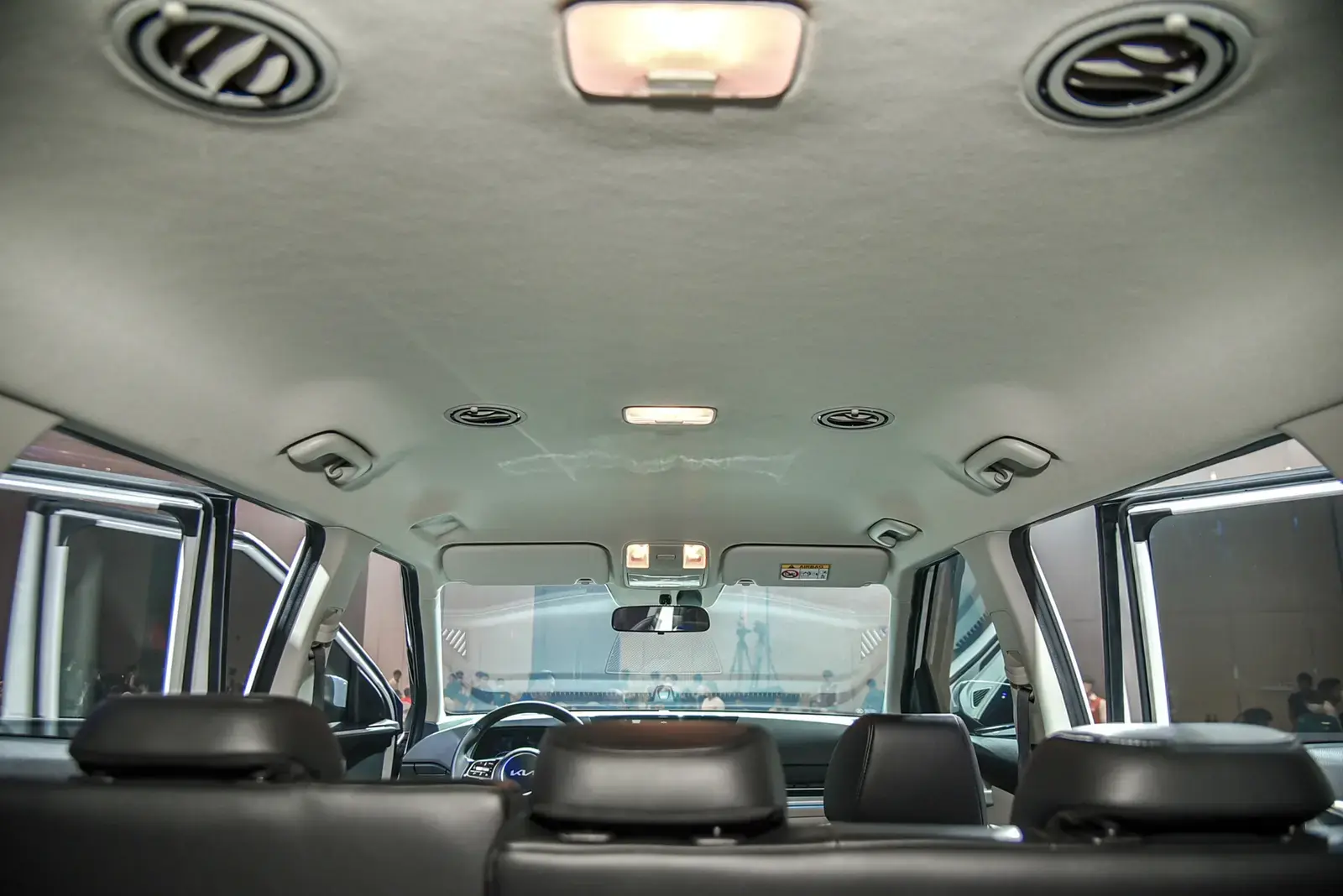 kia-carens-1-5g-luxury