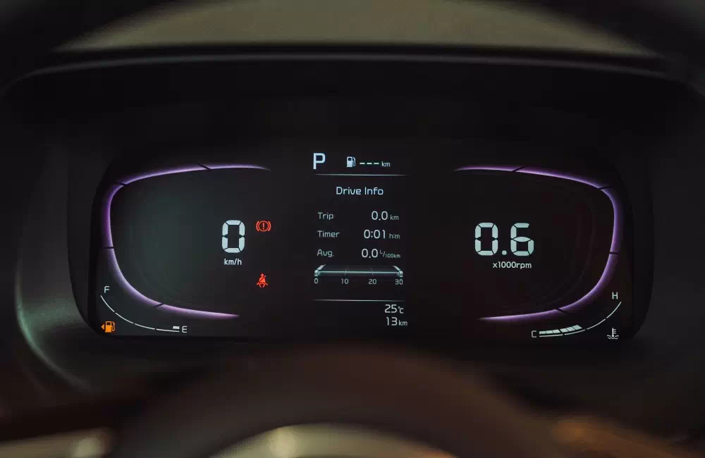 kia-carens-1-5g-luxury