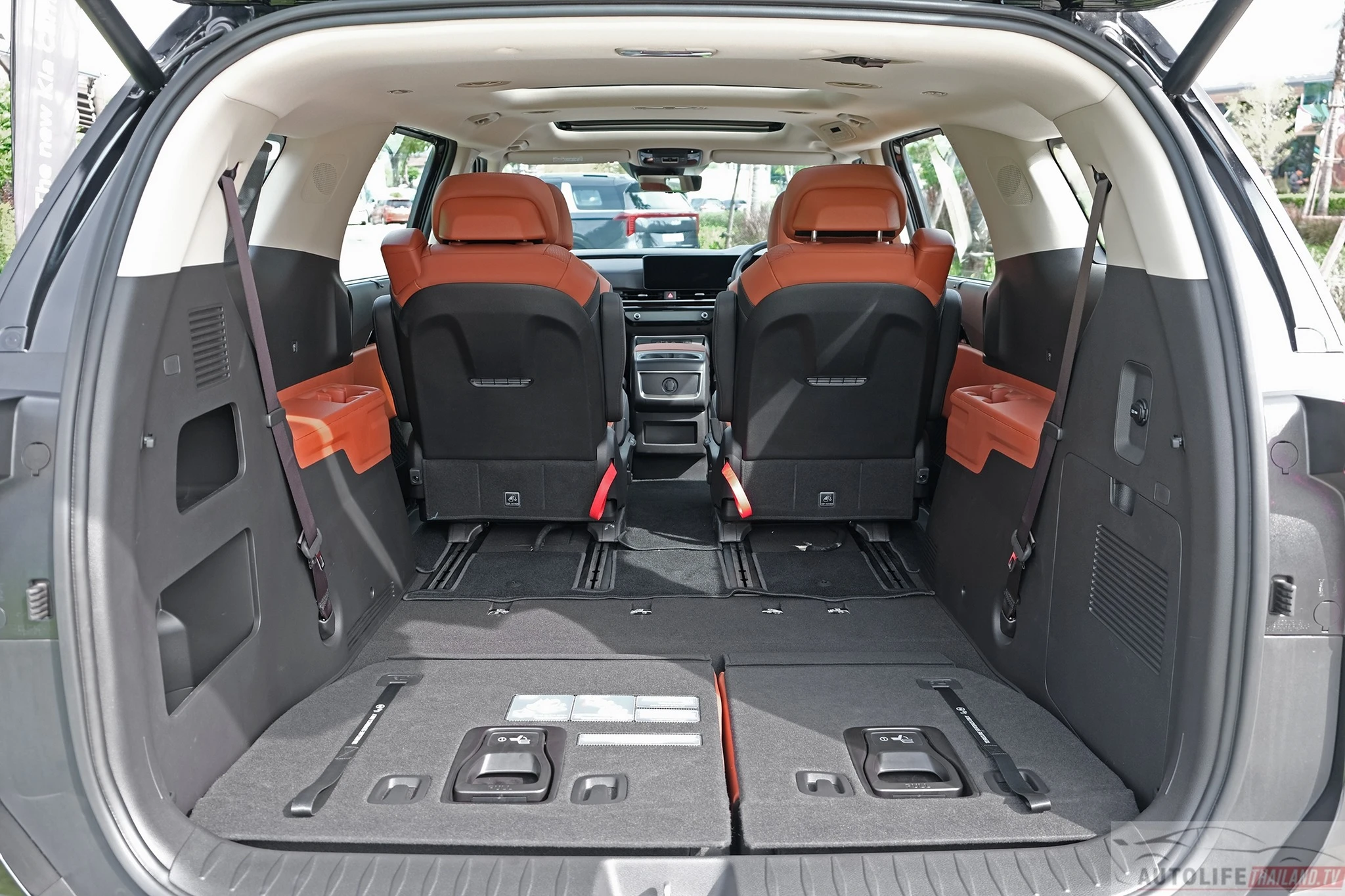 kia-new-carnival-1-6-turbo-hybrid-signature-7s