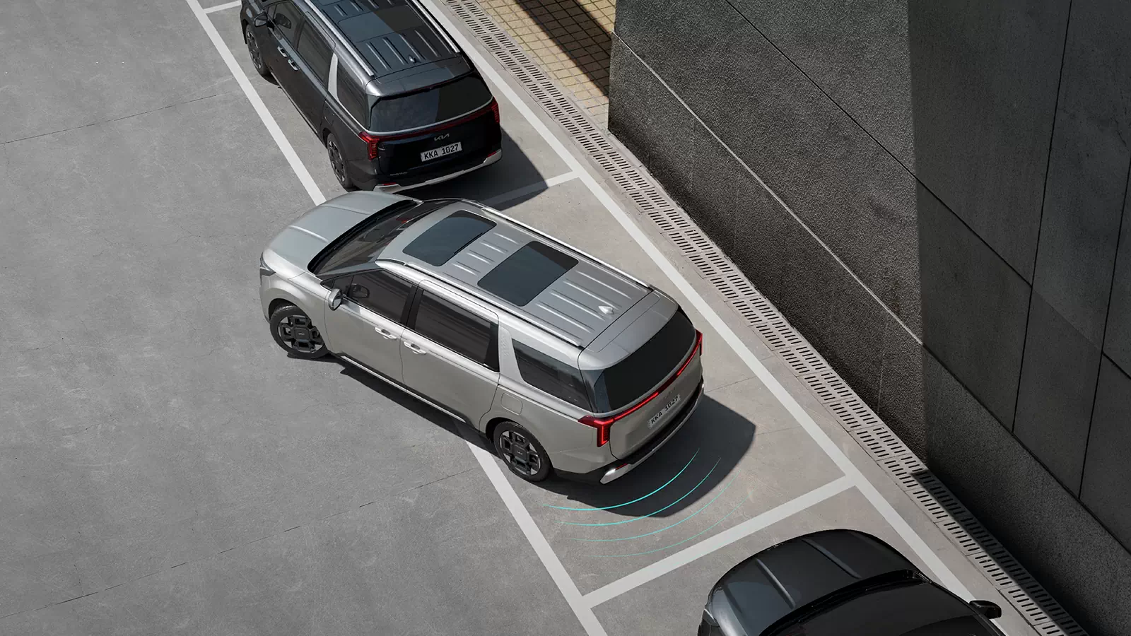 kia-new-carnival-1-6-turbo-hybrid-luxury-8s