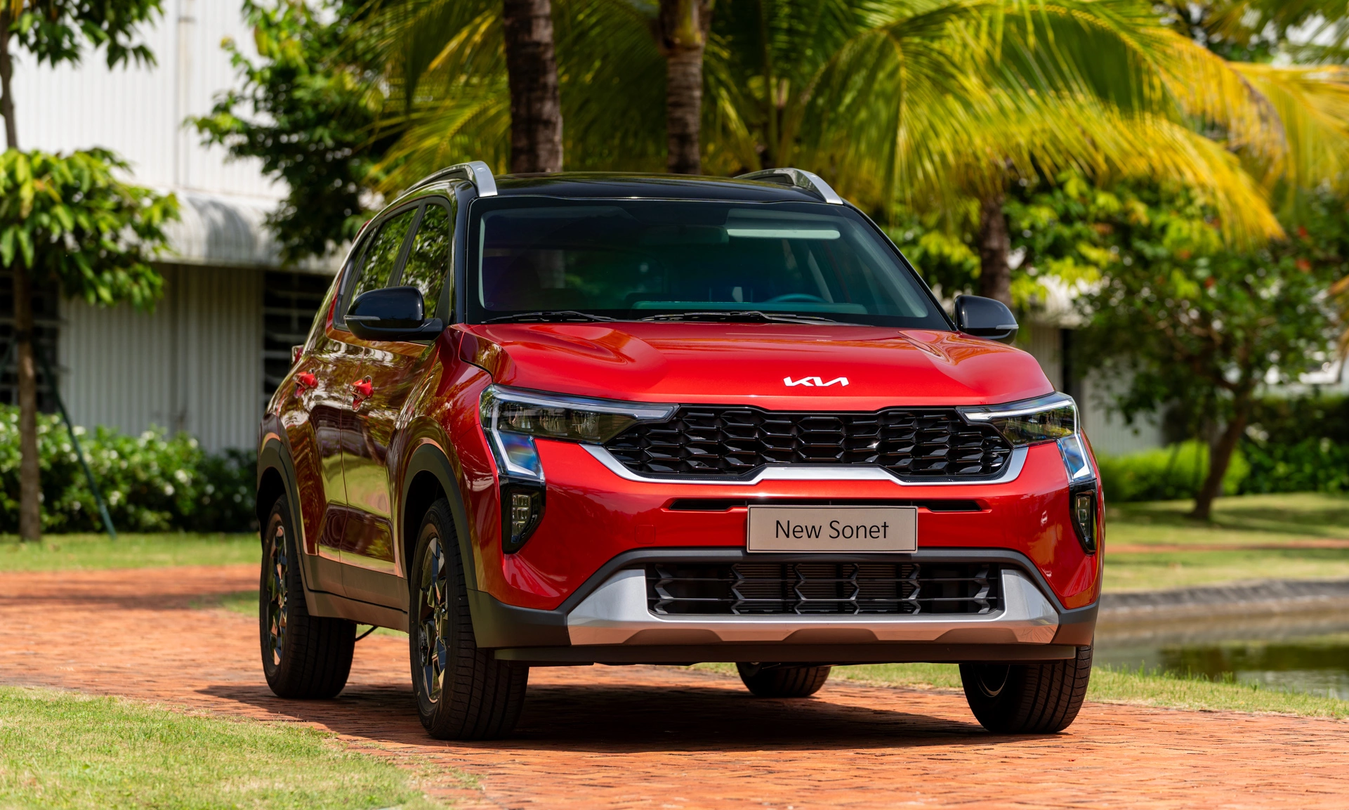 kia-sonet-1-5l-luxury