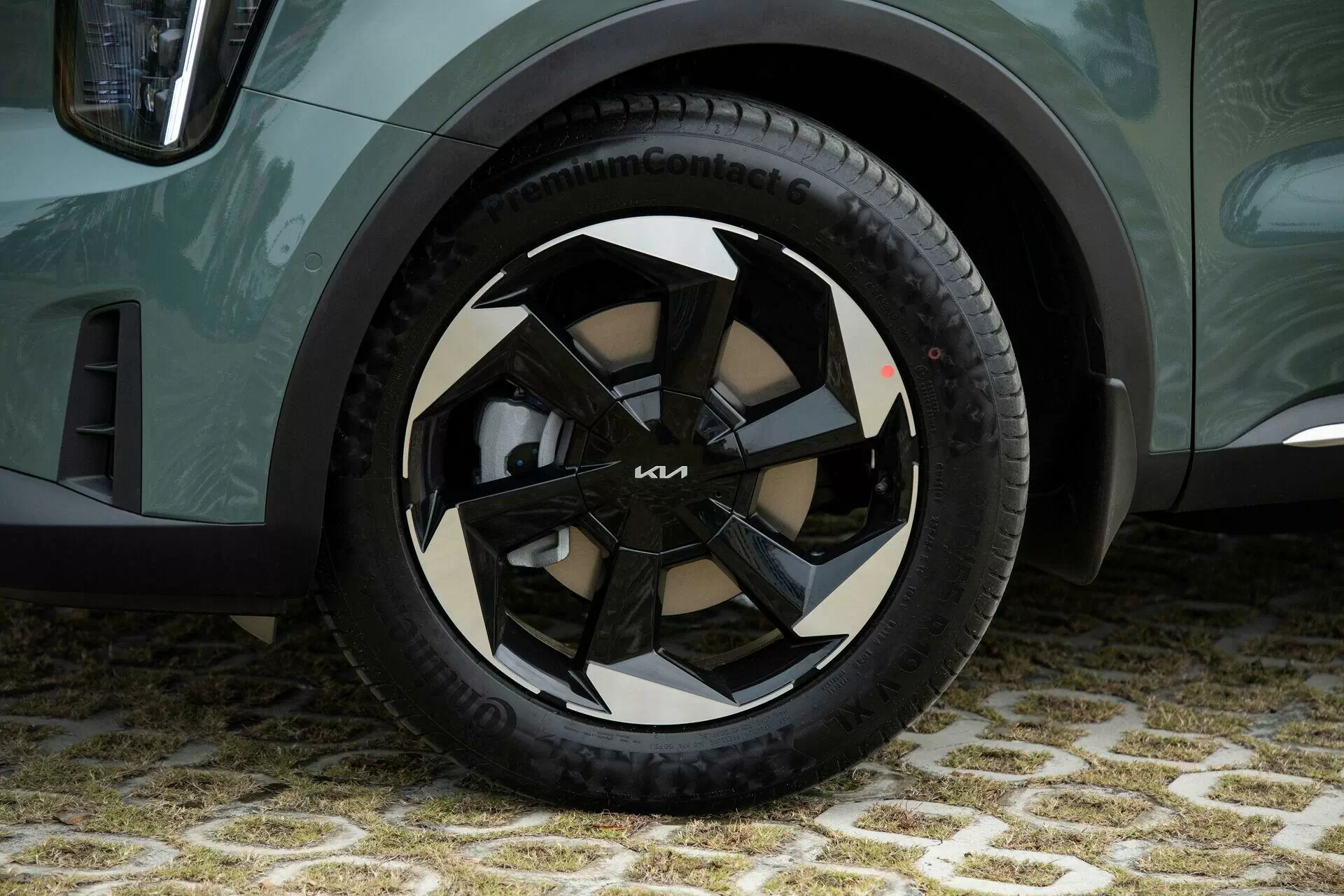 kia-new-sorento-hev-1-6-turbo-signature-awd