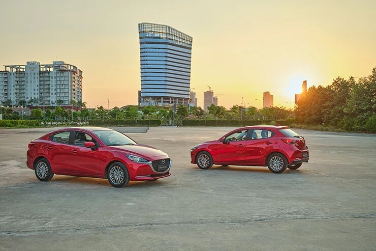 mazda-2-sedan-1-5l-luxury