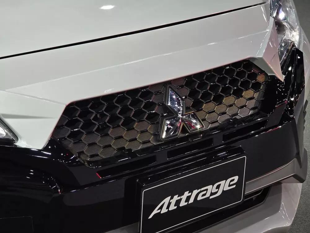 mitsubishi-attrage-mt