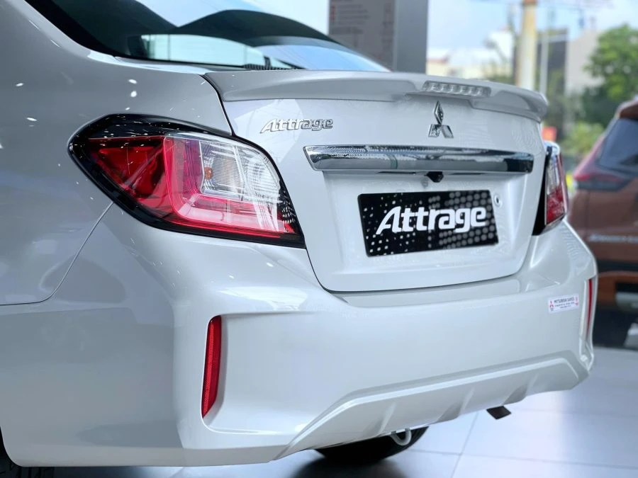 mitsubishi-attrage-mt