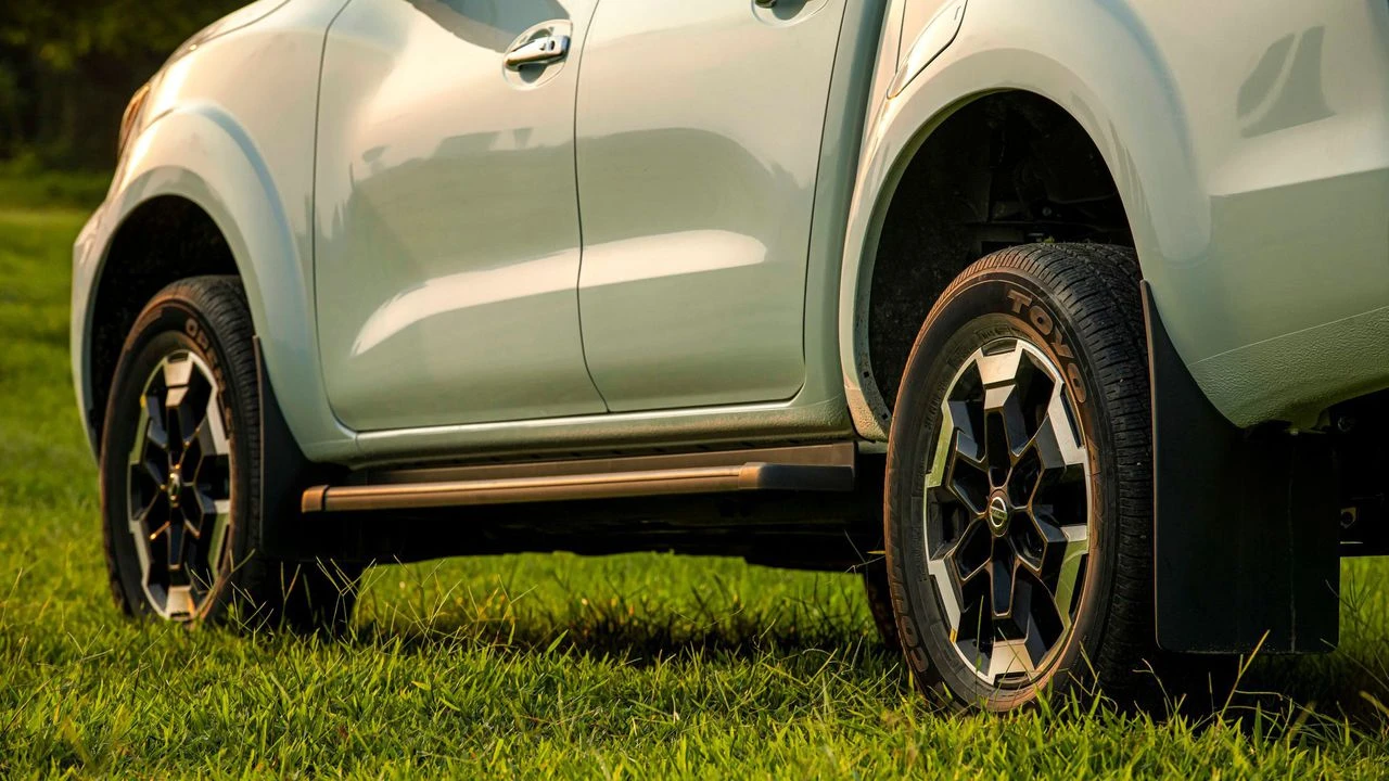 nissan-navara-el-2wd