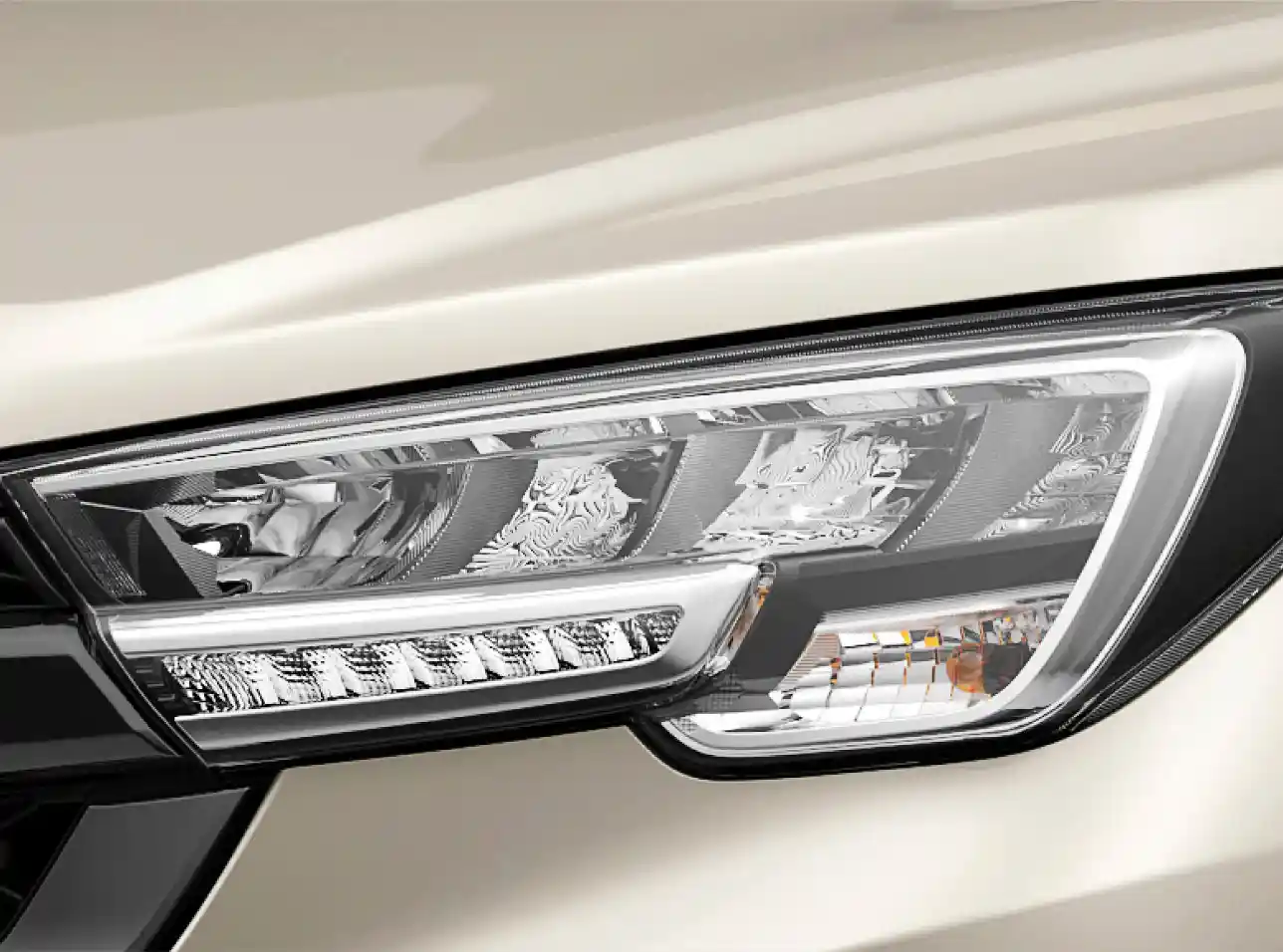 suzuki-xl7-hybrid