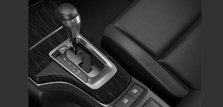 toyota-fortuner-legender-2-7at-4x4