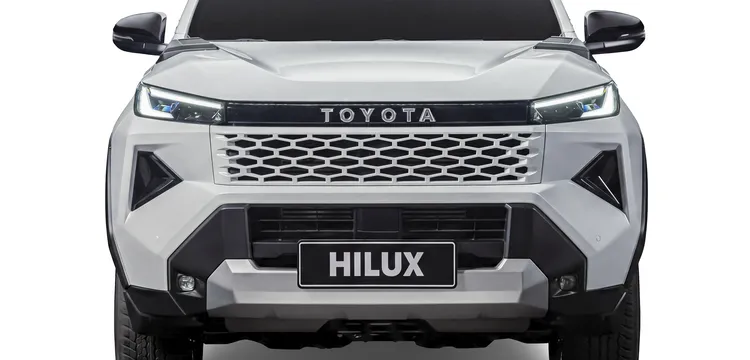 toyota-hilux-pro-2-8-4x2-at