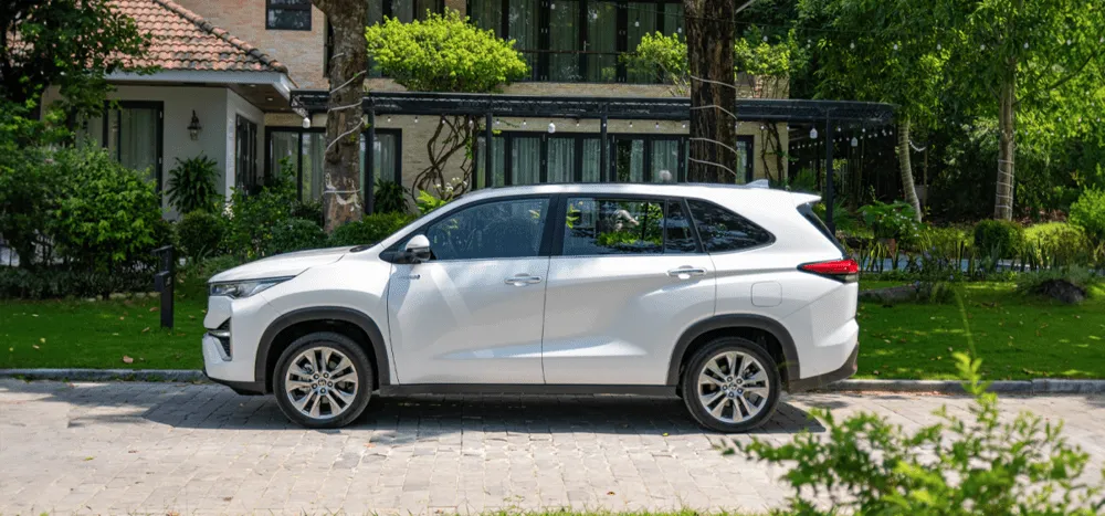 toyota-innova-cross-2-0-hev