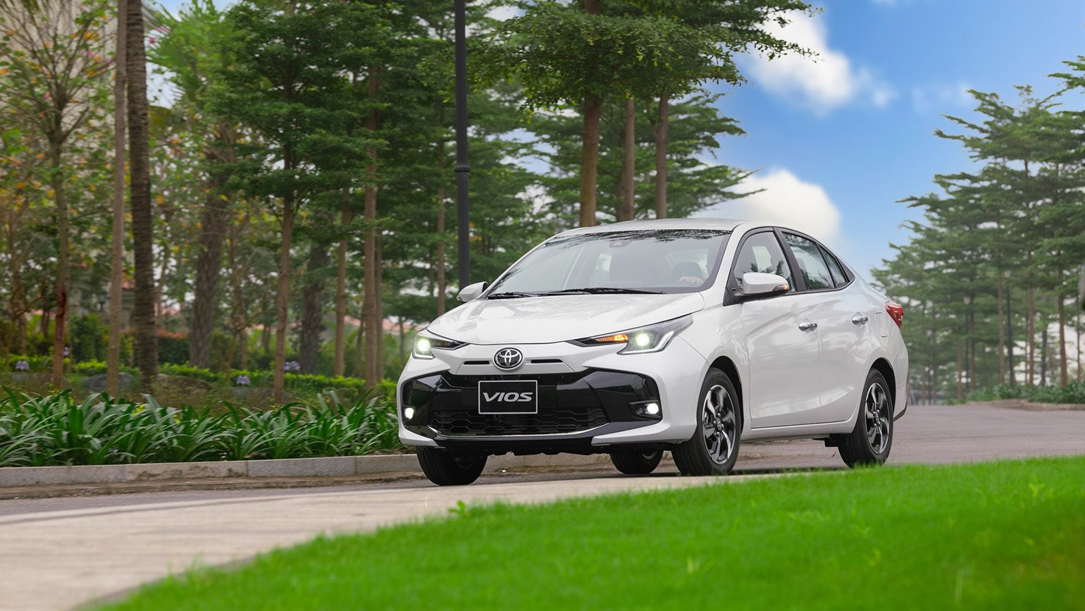 toyota-vios-1-5-e-cvt