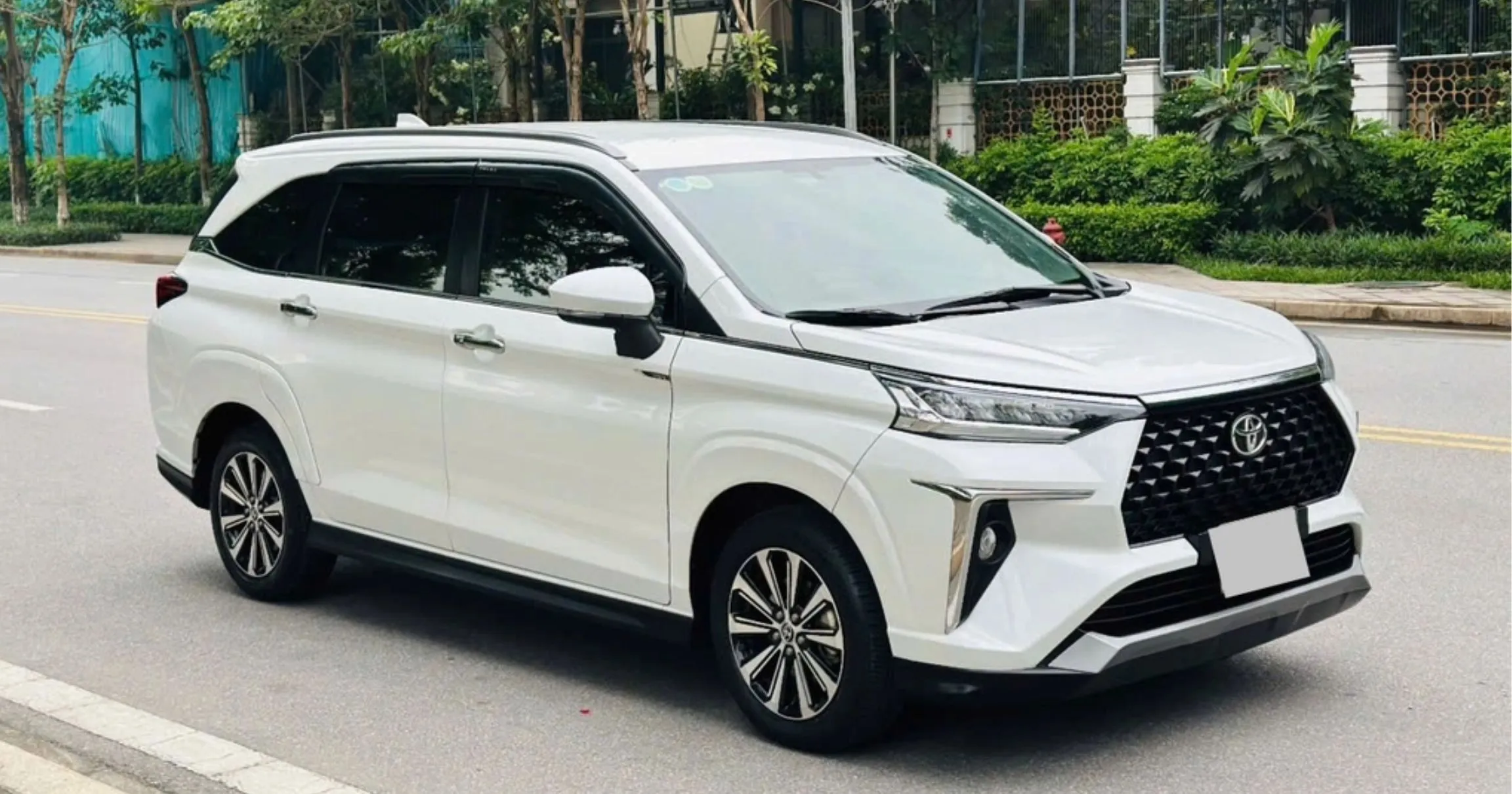 toyota-yaris-cross-1-5-hev