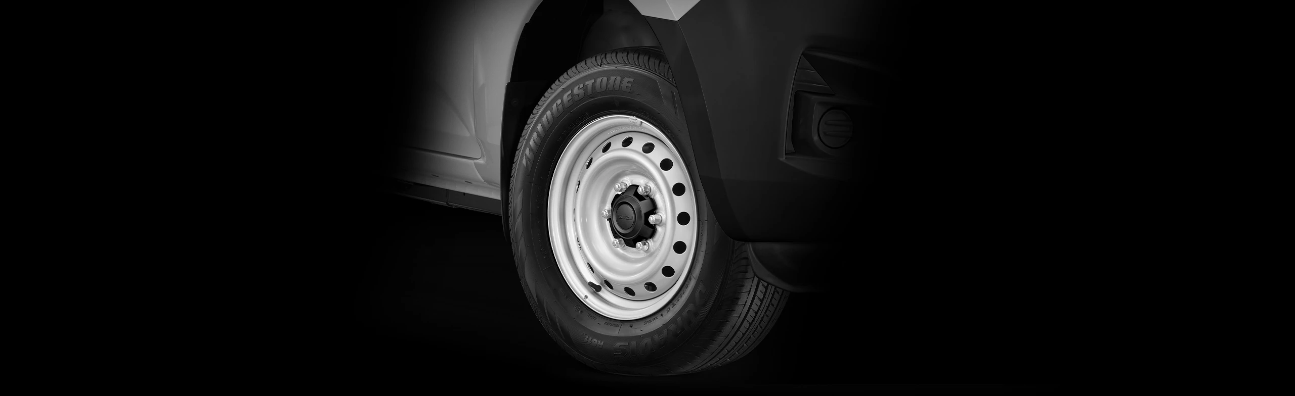 isuzu-d-max-d-carrgo-1000-1-9l-4x2-mt