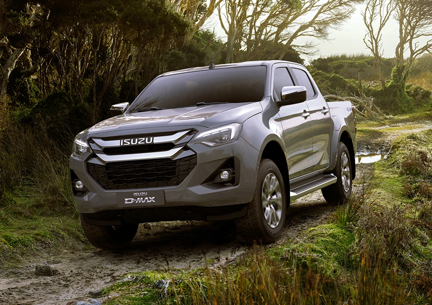 isuzu-d-max-utz-800-1-9l-4x4-mt