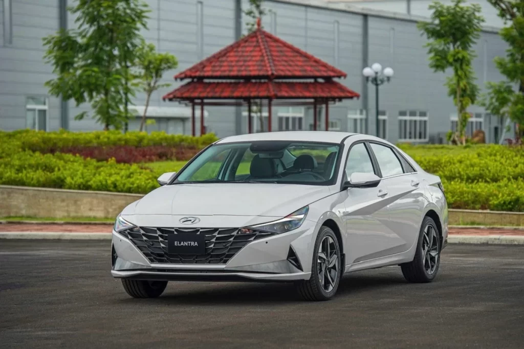 Hyundai Elantra 1.6 AT Turbo N-Line