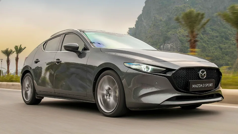 mazda-3-sport-1-5l-premium