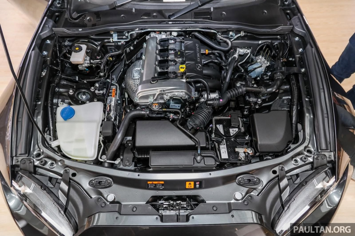 mazda-mx-5-at-mui-mem