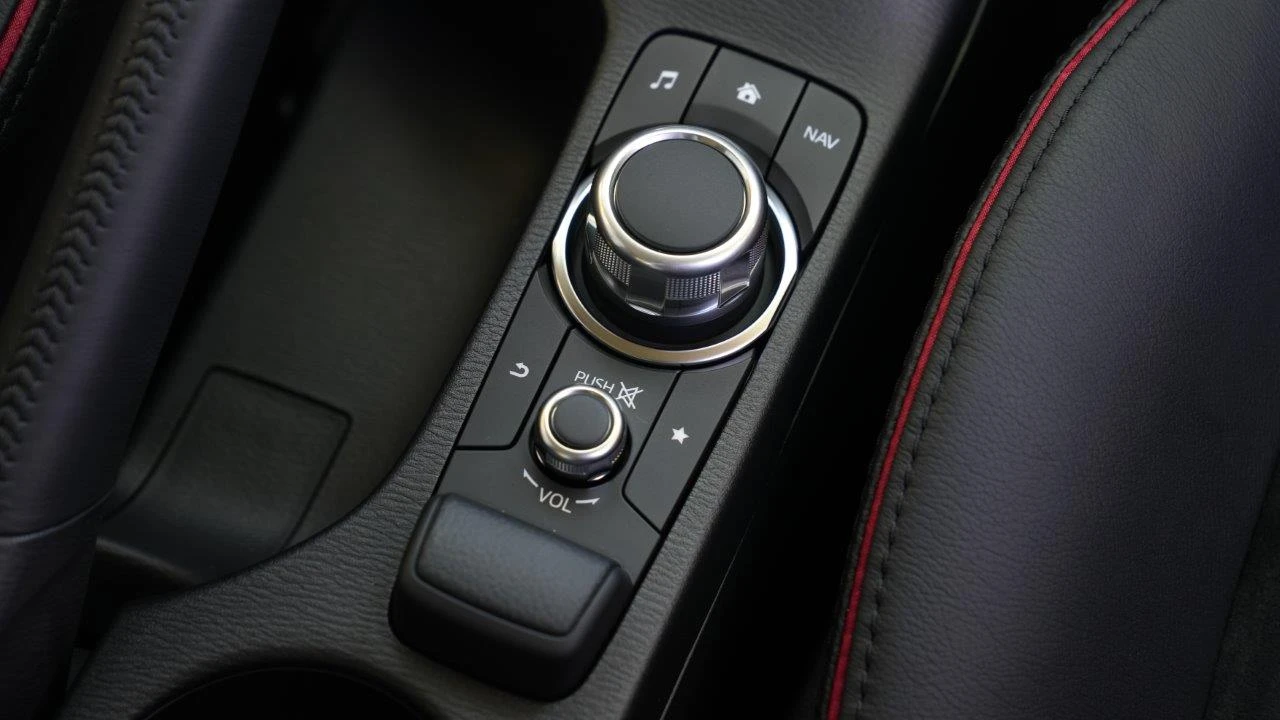 mazda-2-sport-1-5l-premium