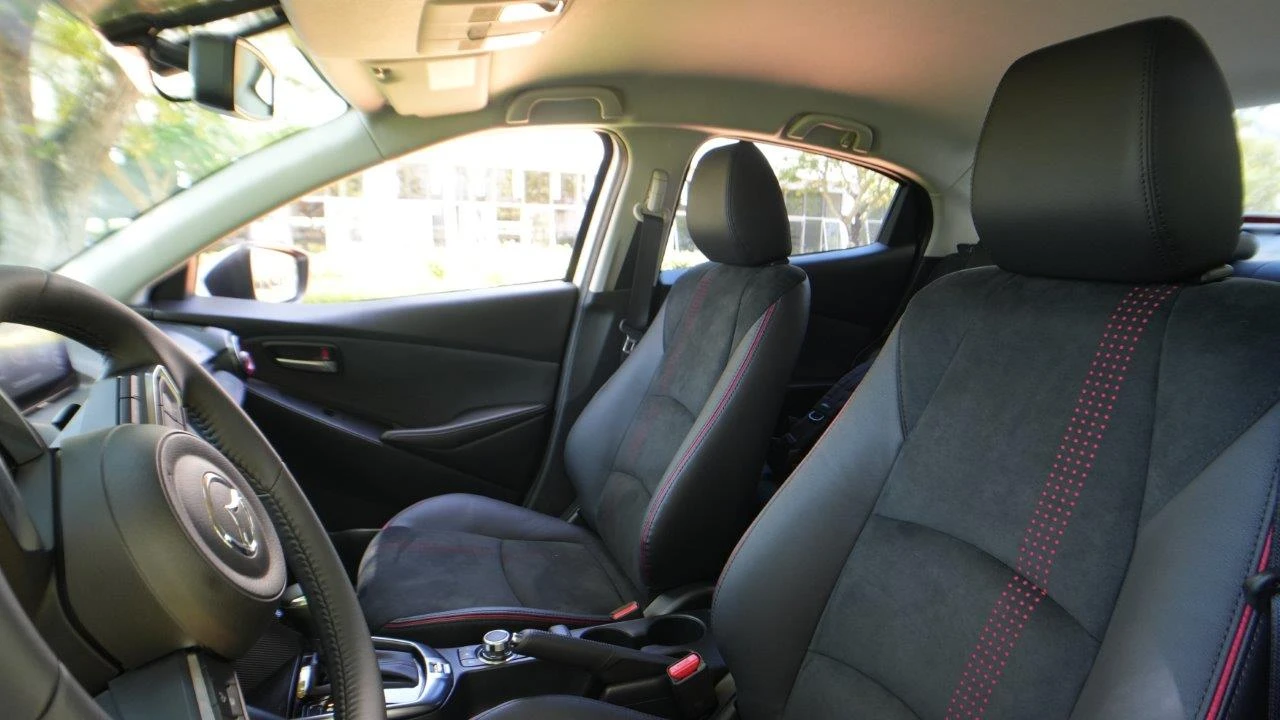 mazda-2-sport-1-5l-luxury