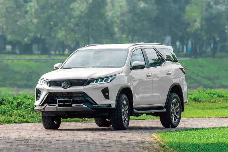 Toyota Fortuner Legender 2.7AT 4×4