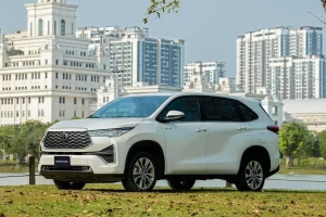 Toyota Innova Cross 2.0V