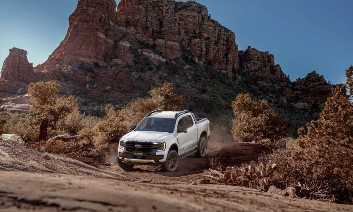 ford-ranger-stormtrak-2-0l-at-4x4