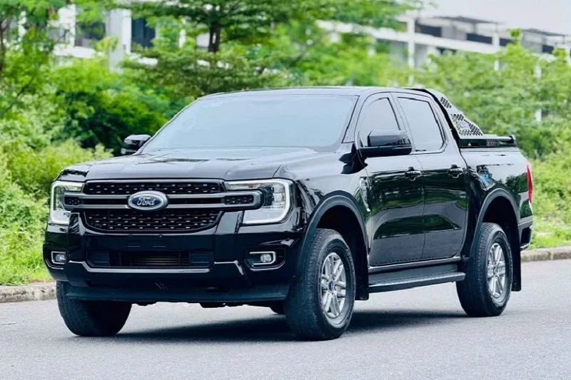 Ford Ranger XLS 2.0L AT 4×2 Ford Ranger XLS 2.0L AT 4×2