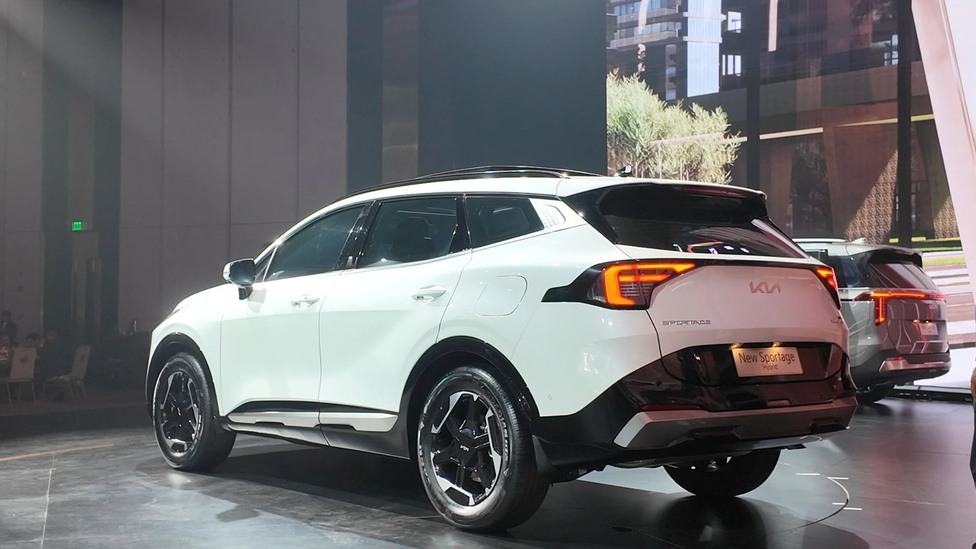 kia-new-sportage-1-6-turbo-hev-signature-awd