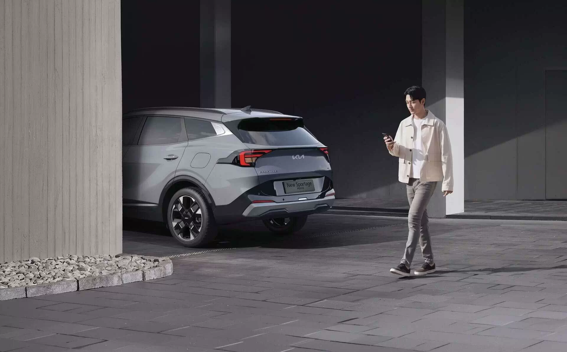 kia-new-sportage-1-6-turbo-hev-signature-awd