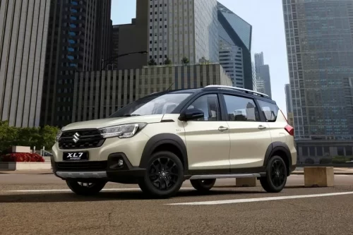 Suzuki XL7 Hybrid